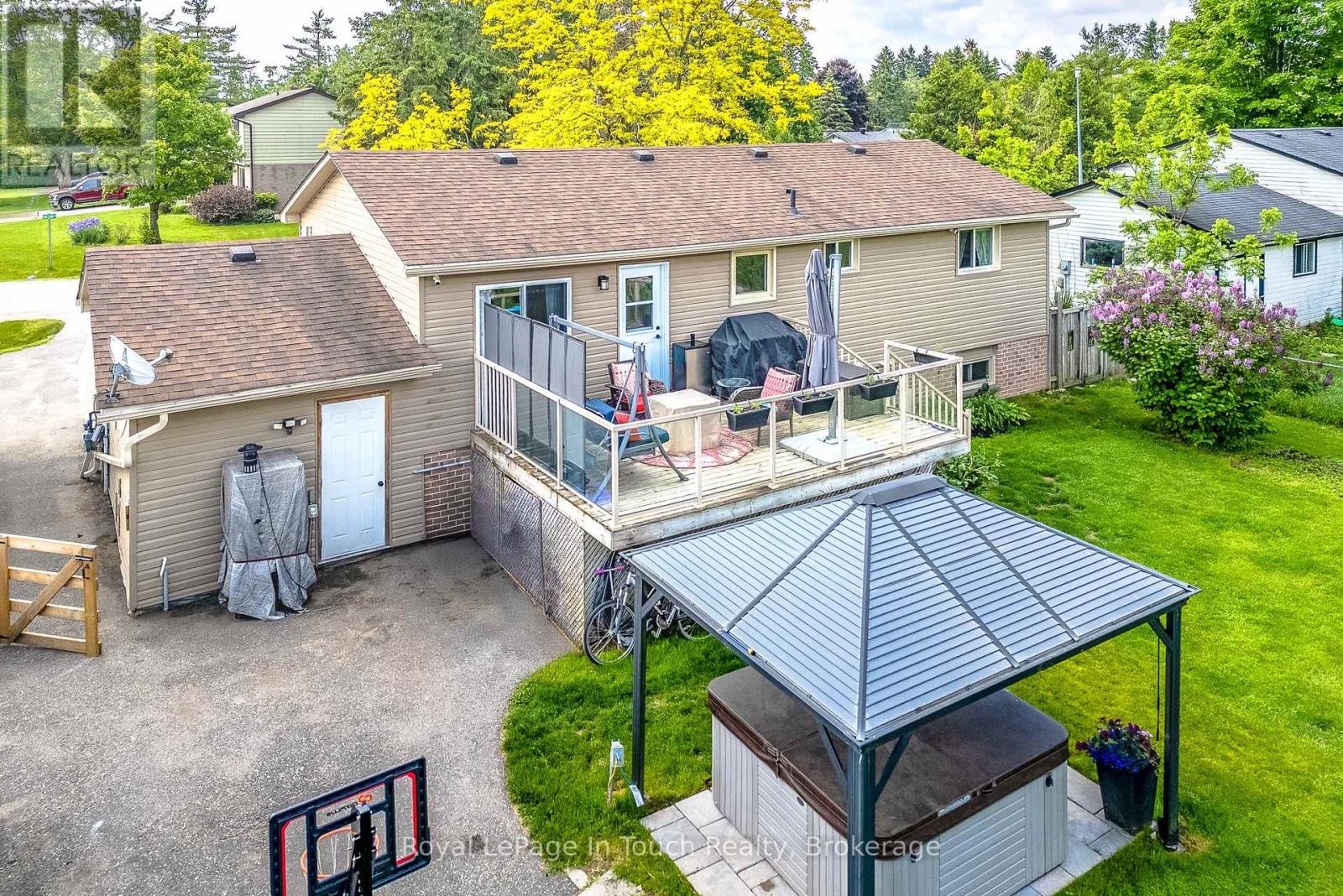72 William Street, Oro-Medonte, Ontario  L0L 2L0 - Photo 38 - S12218123