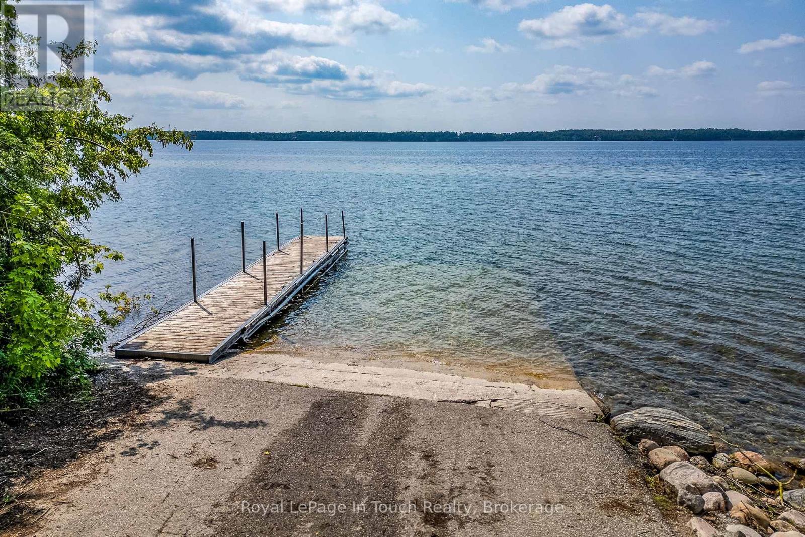 72 William Street, Oro-Medonte, Ontario  L0L 2L0 - Photo 47 - S12218123