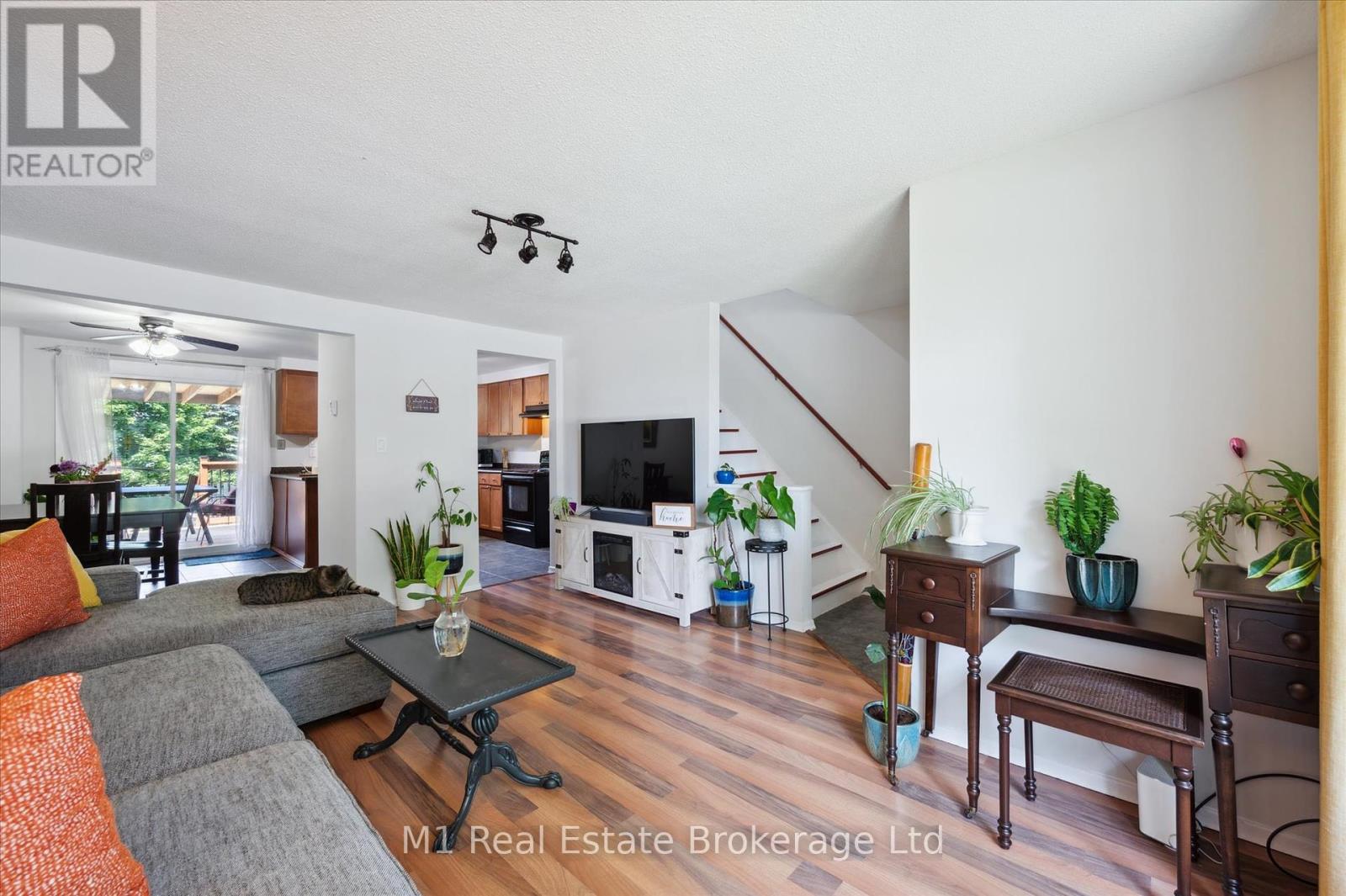 595 Willow Road, Guelph, Ontario  N1H 7J8 - Photo 8 - X12218144