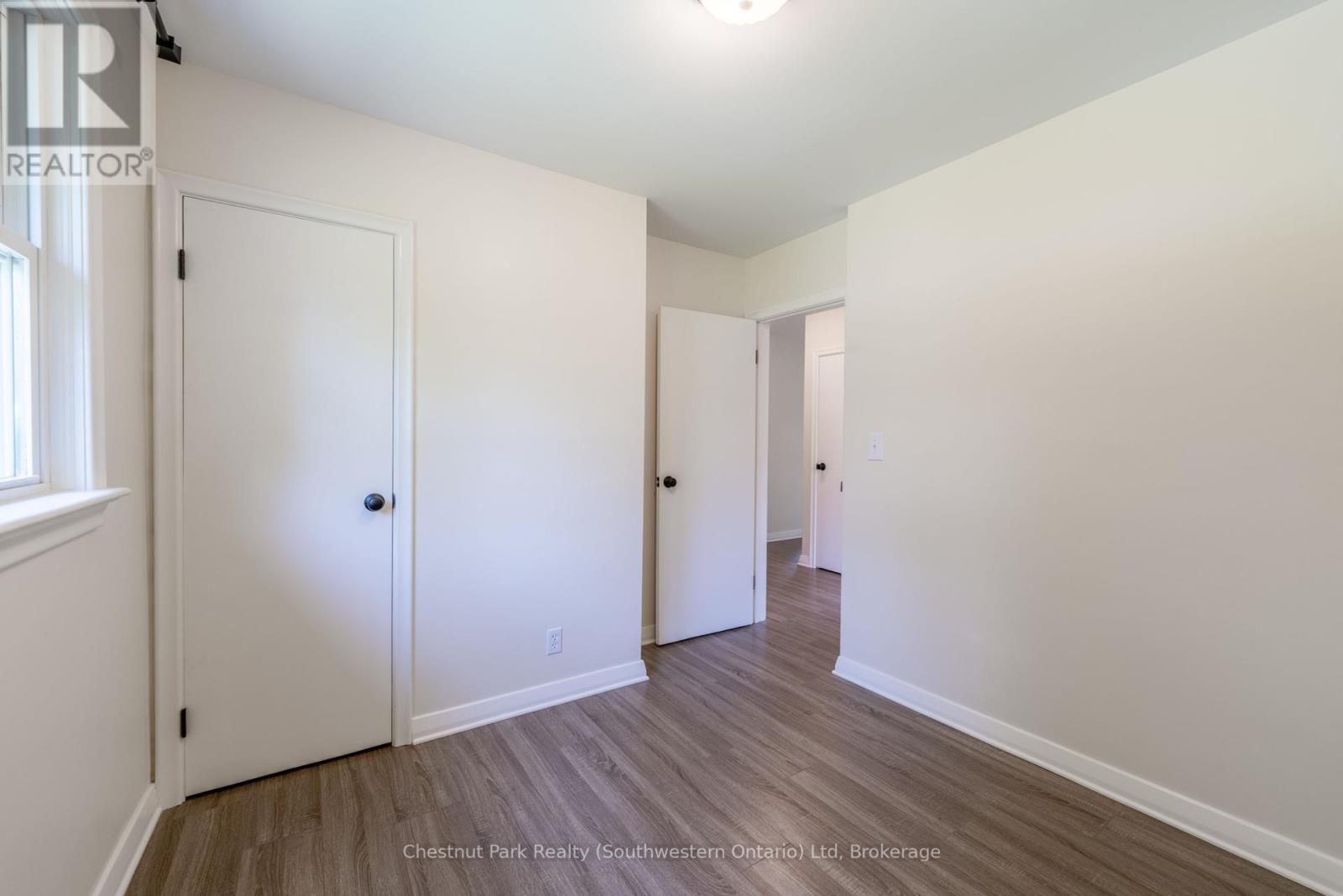 59 Clive Avenue, Guelph, Ontario  N1E 3S5 - Photo 12 - X12218153