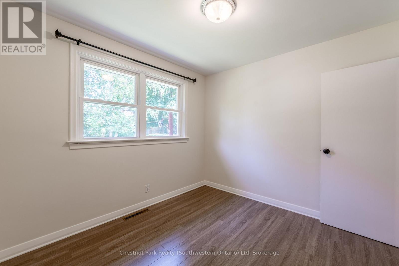 59 Clive Avenue, Guelph, Ontario  N1E 3S5 - Photo 15 - X12218153