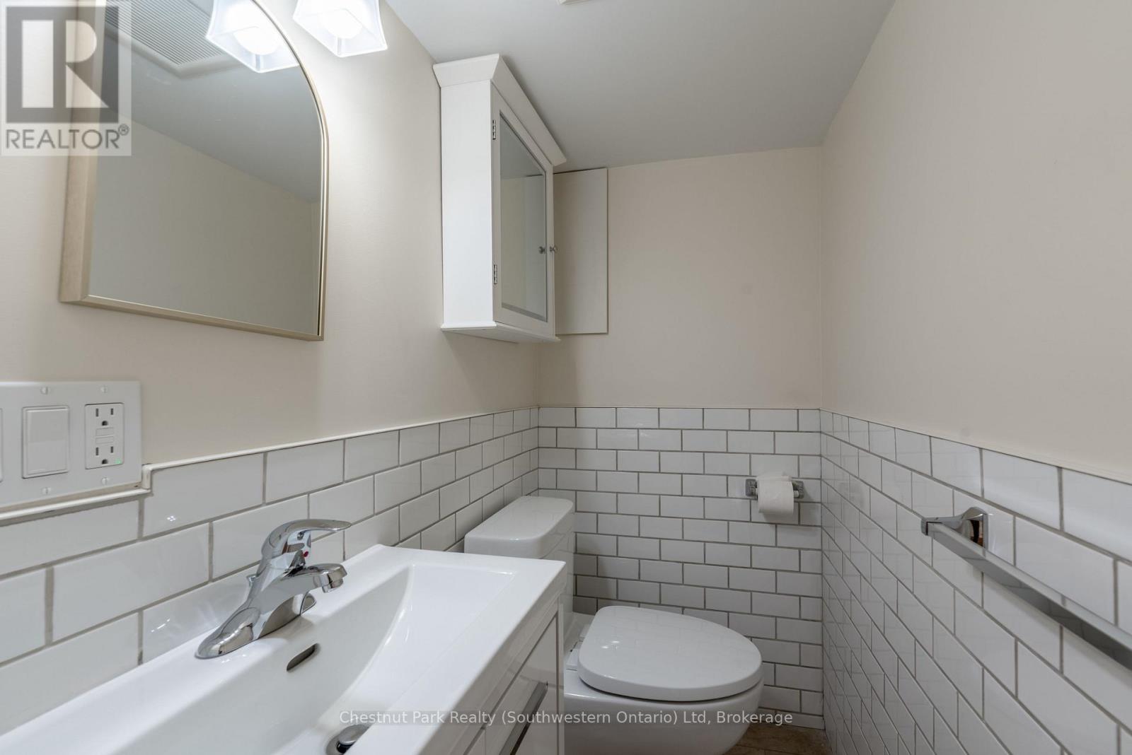 59 Clive Avenue, Guelph, Ontario  N1E 3S5 - Photo 29 - X12218153