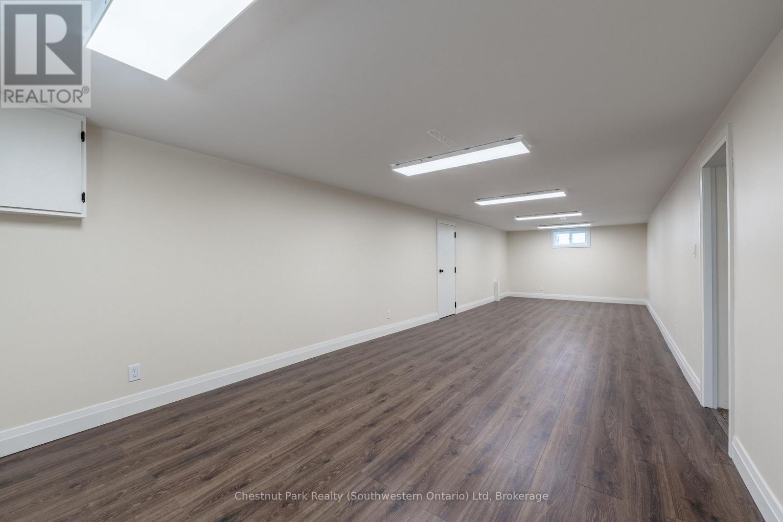 59 Clive Avenue, Guelph, Ontario  N1E 3S5 - Photo 32 - X12218153
