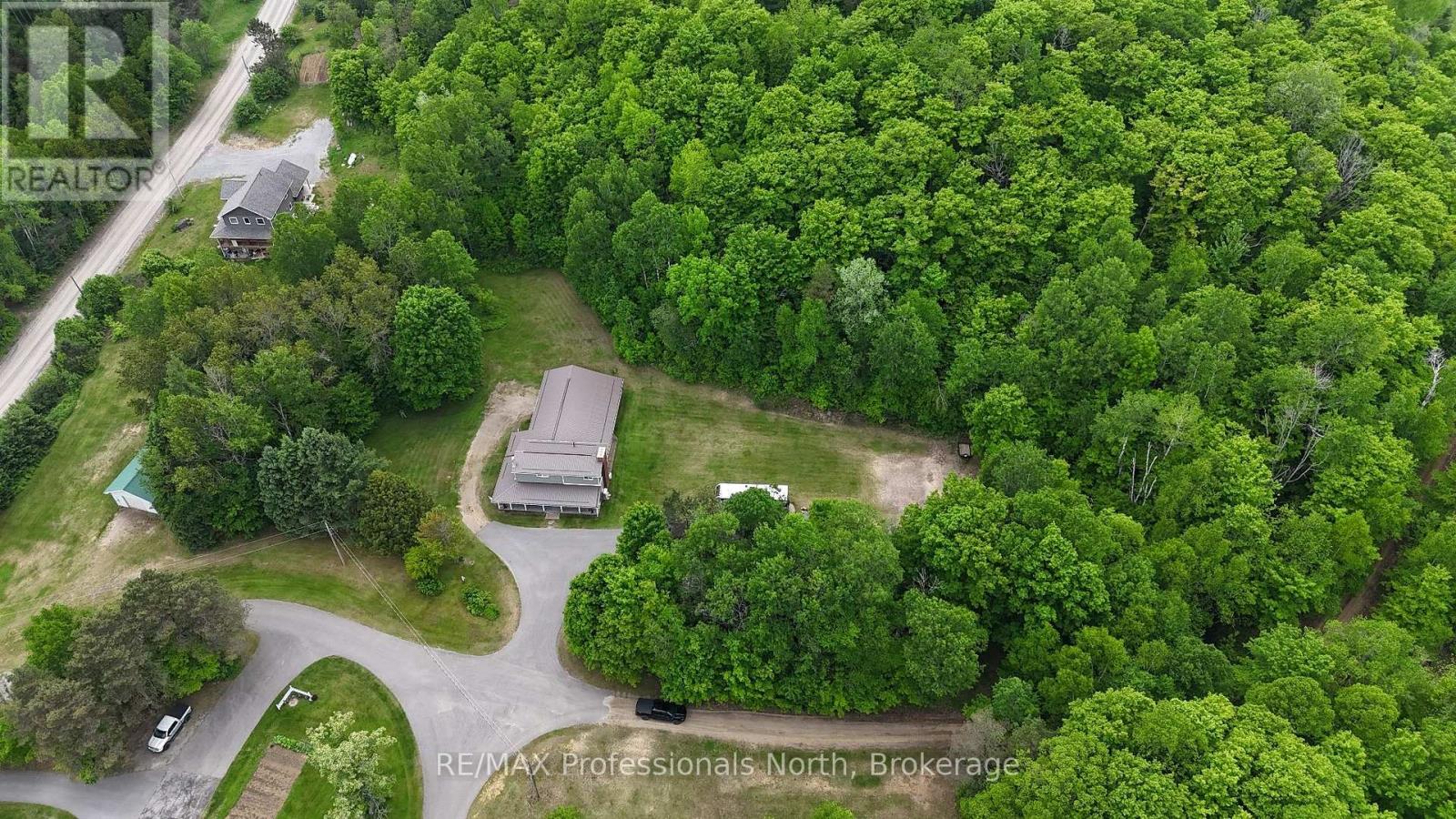 1023 Chester Crescent, Dysart Et Al, Ontario  K0L 1X0 - Photo 13 - X12218176