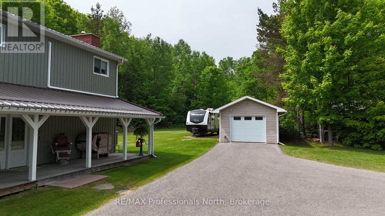 1023 Chester Crescent, Dysart Et Al, Ontario  K0L 1X0 - Photo 5 - X12218176