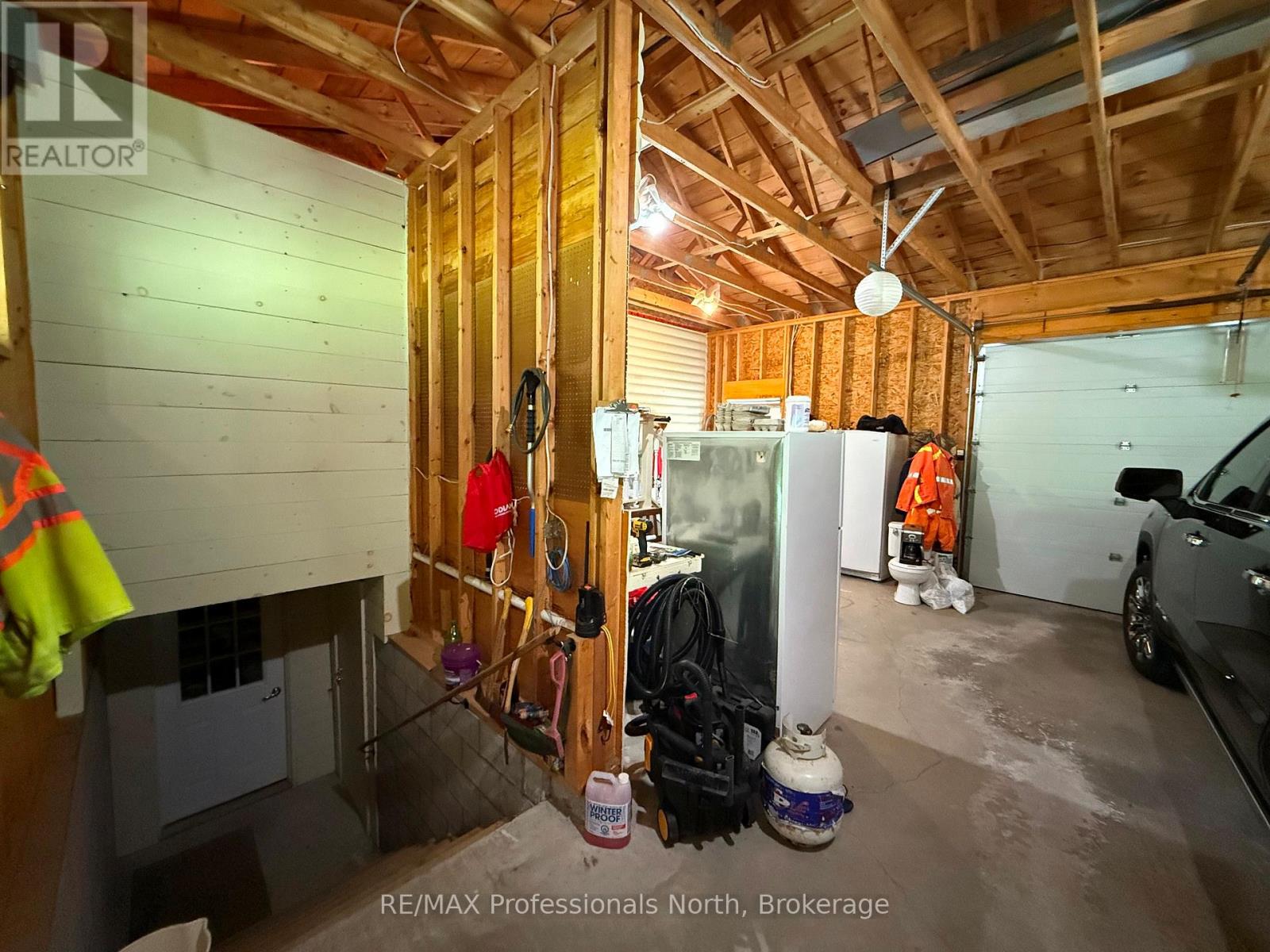 1023 Chester Crescent, Dysart Et Al, Ontario  K0L 1X0 - Photo 50 - X12218176