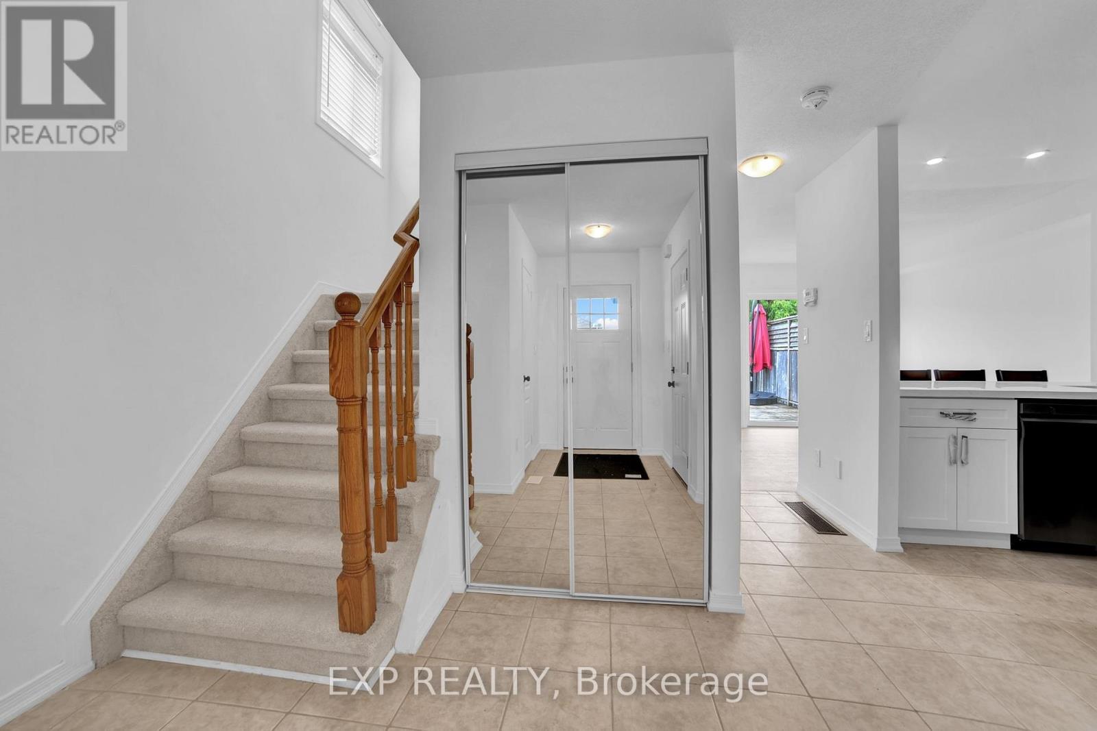1436 Benson Street, Innisfil, Ontario  L9S 0C8 - Photo 5 - N12214943