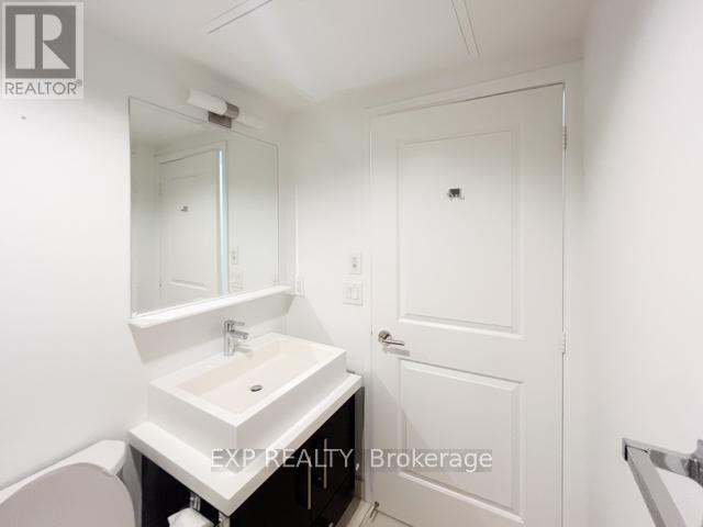 610 - 65 St. Mary Street, Toronto, Ontario  M5S 0A6 - Photo 8 - C12218133