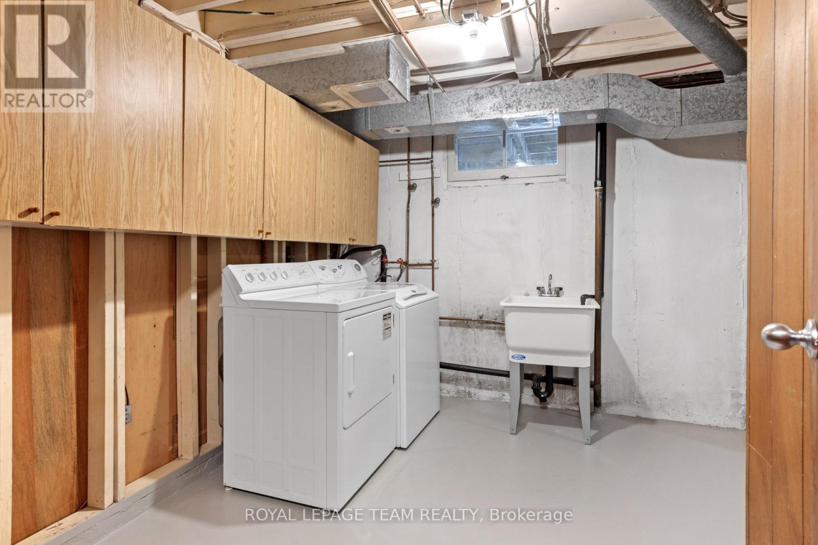 38 Largo Crescent, Ottawa, Ontario  K2G 3C7 - Photo 21 - X12218137