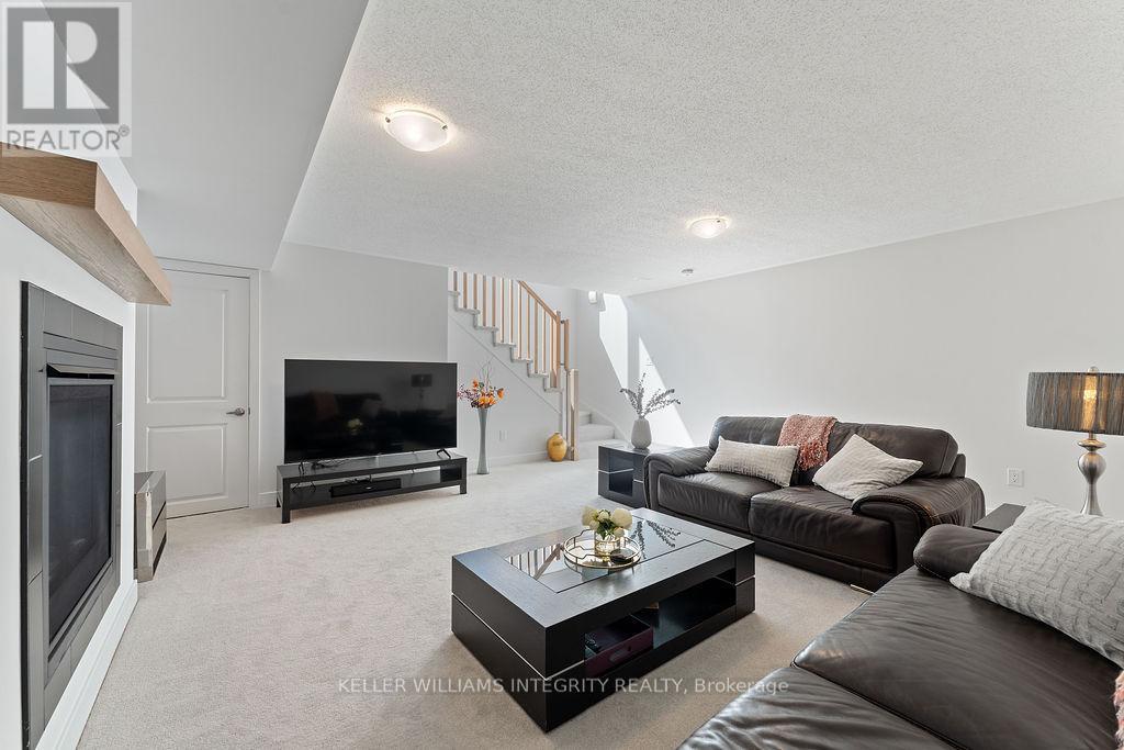 81 Heirloom Street, Ottawa, Ontario  K4M 0L2 - Photo 43 - X12218143
