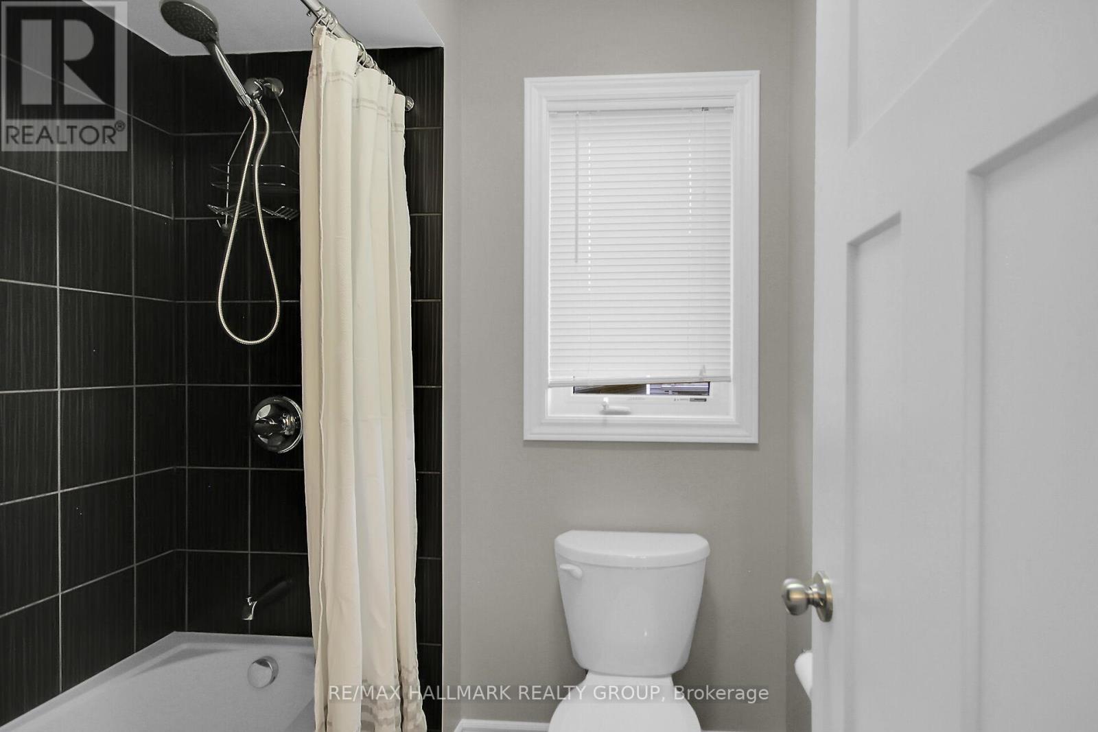 600 Via Amalfi Street, Ottawa, Ontario  K2J 5X8 - Photo 29 - X12218165