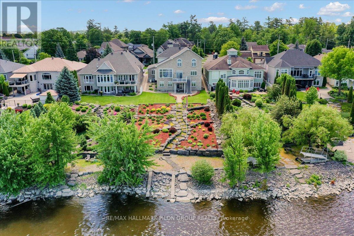 6373 Radisson Way, Ottawa, Ontario  K1C 2Z9 - Photo 3 - X12218172