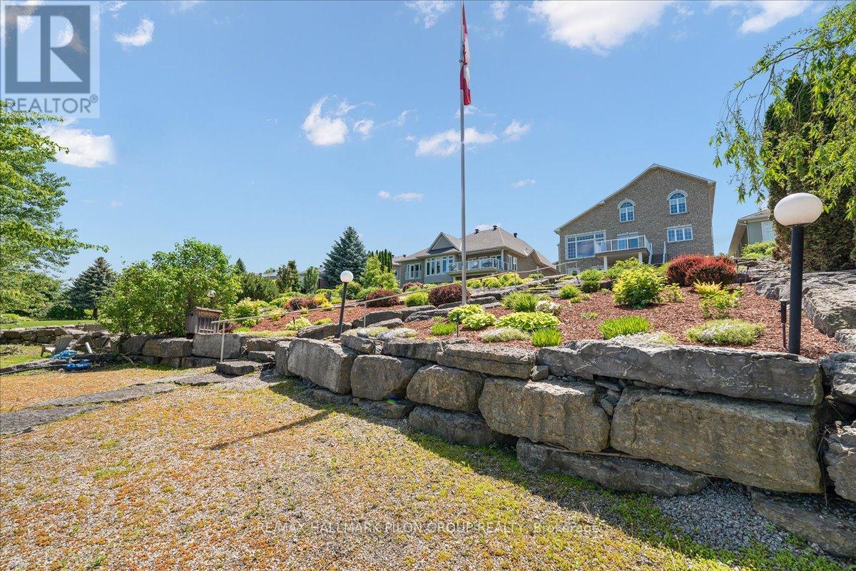6373 Radisson Way, Ottawa, Ontario  K1C 2Z9 - Photo 42 - X12218172