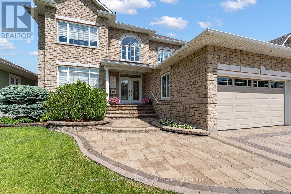6373 Radisson Way, Ottawa, Ontario  K1C 2Z9 - Photo 6 - X12218172