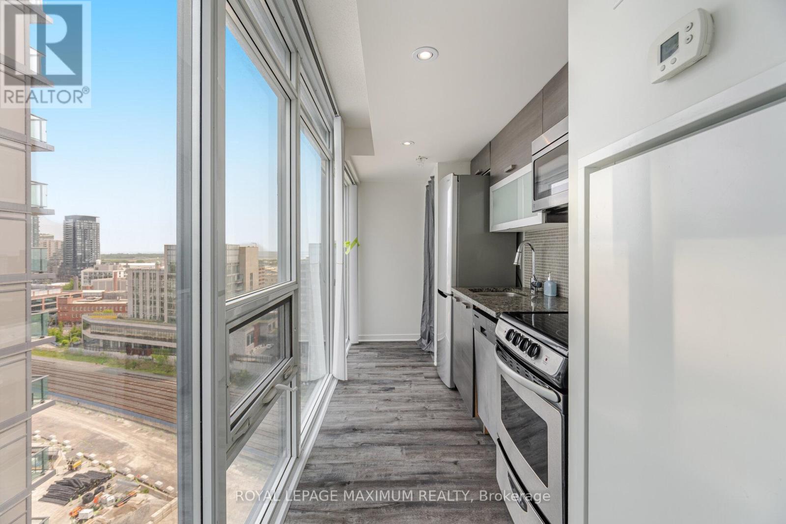 1908w - 36 Lisgar Street, Toronto, Ontario  M6J 0C7 - Photo 13 - C12171226