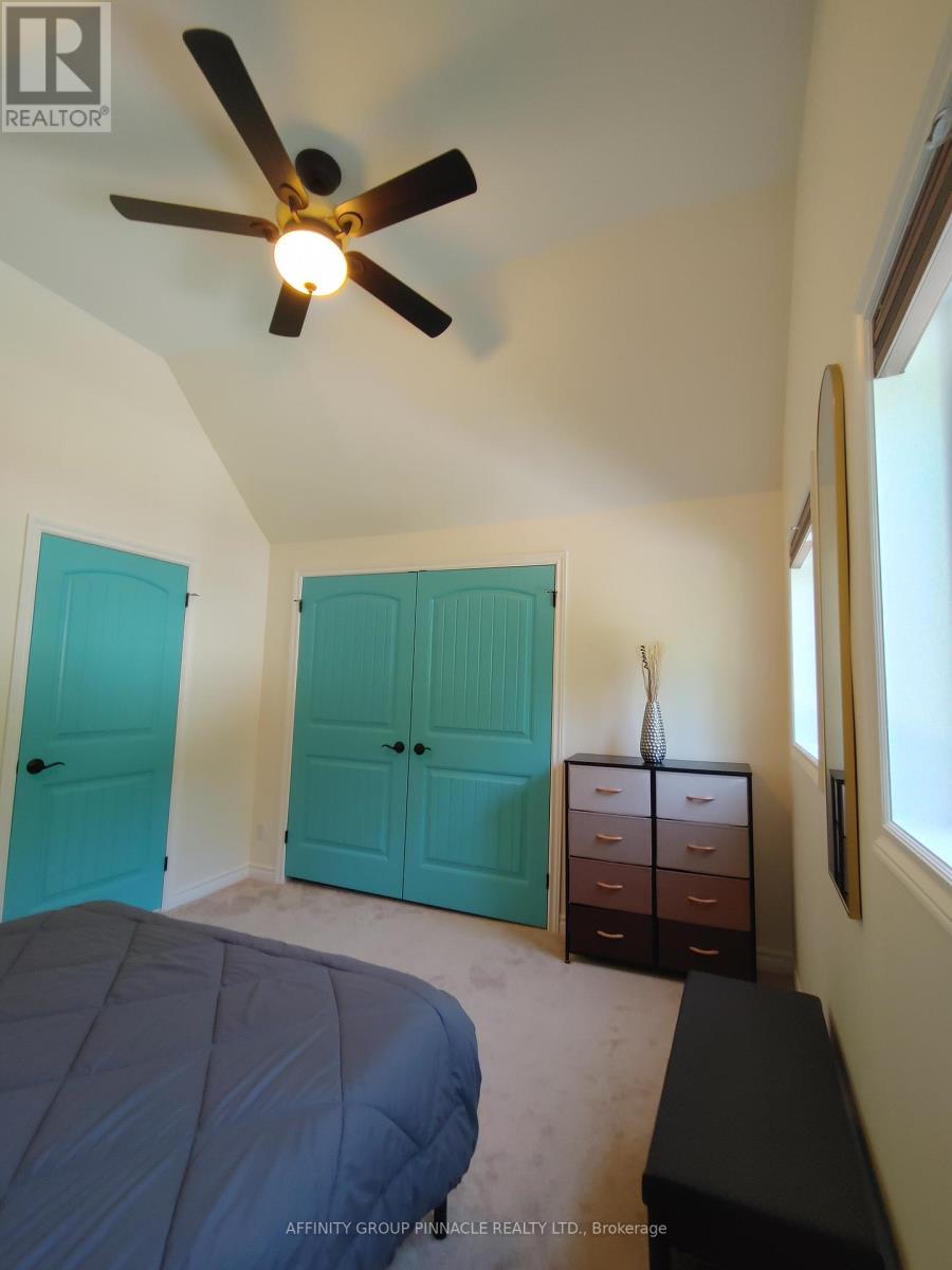17 Second Street, Kawartha Lakes, Ontario  K0M 1N0 - Photo 40 - X12215643