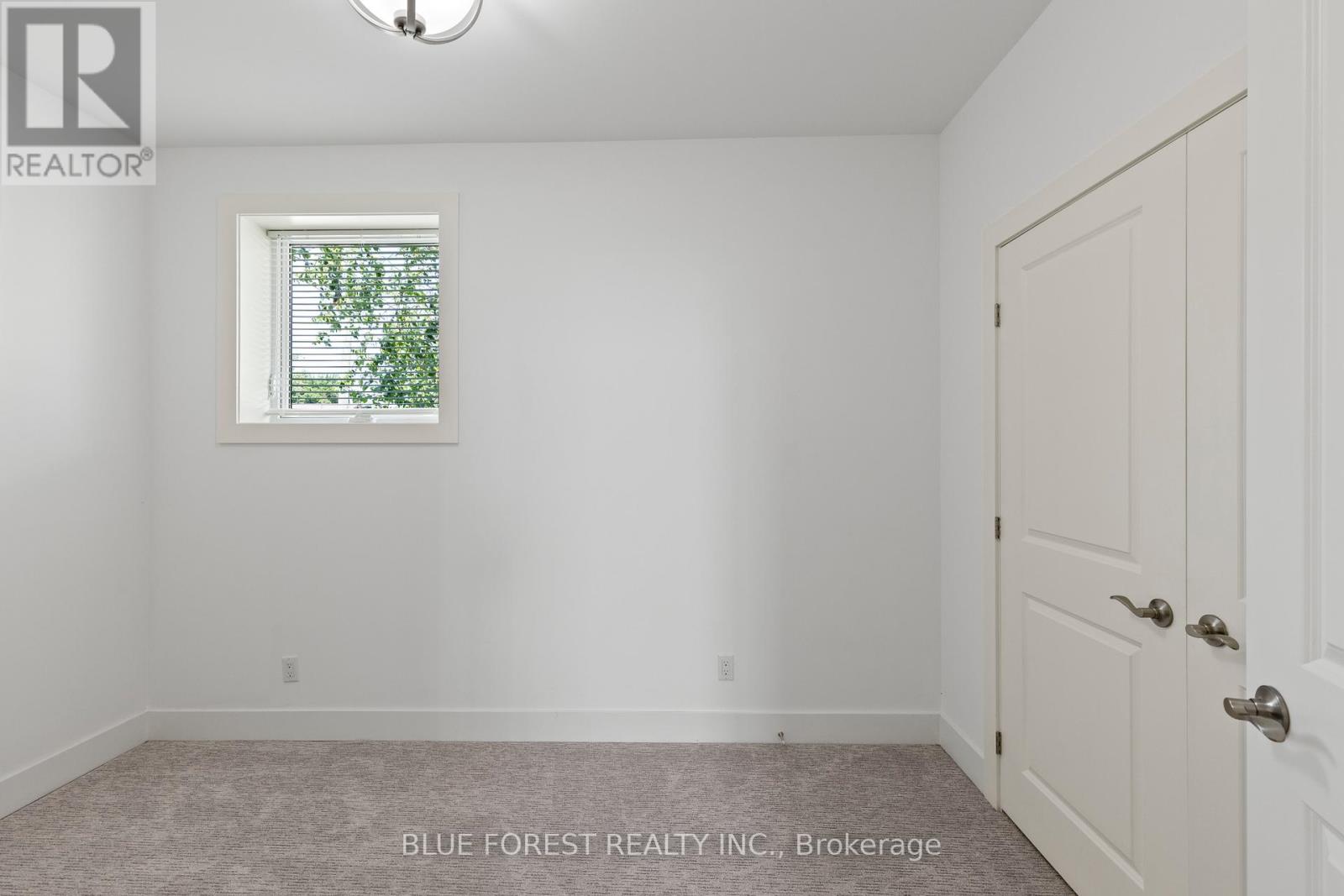 22676 Thames Road, Southwest Middlesex, Ontario  N0L 1A0 - Photo 22 - X12215997