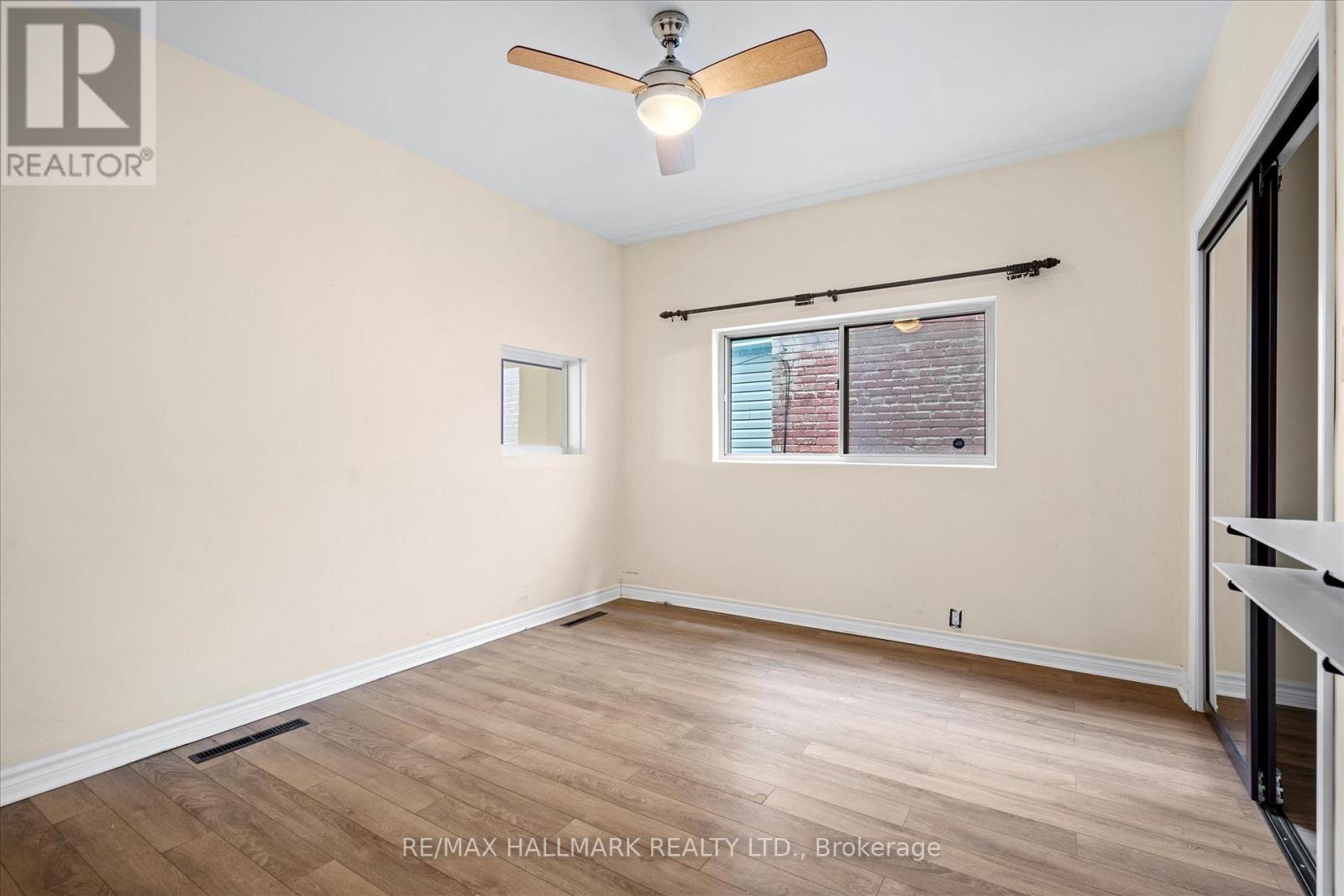 169 Carlaw Avenue, Toronto, Ontario  M4M 2R8 - Photo 11 - E12202435
