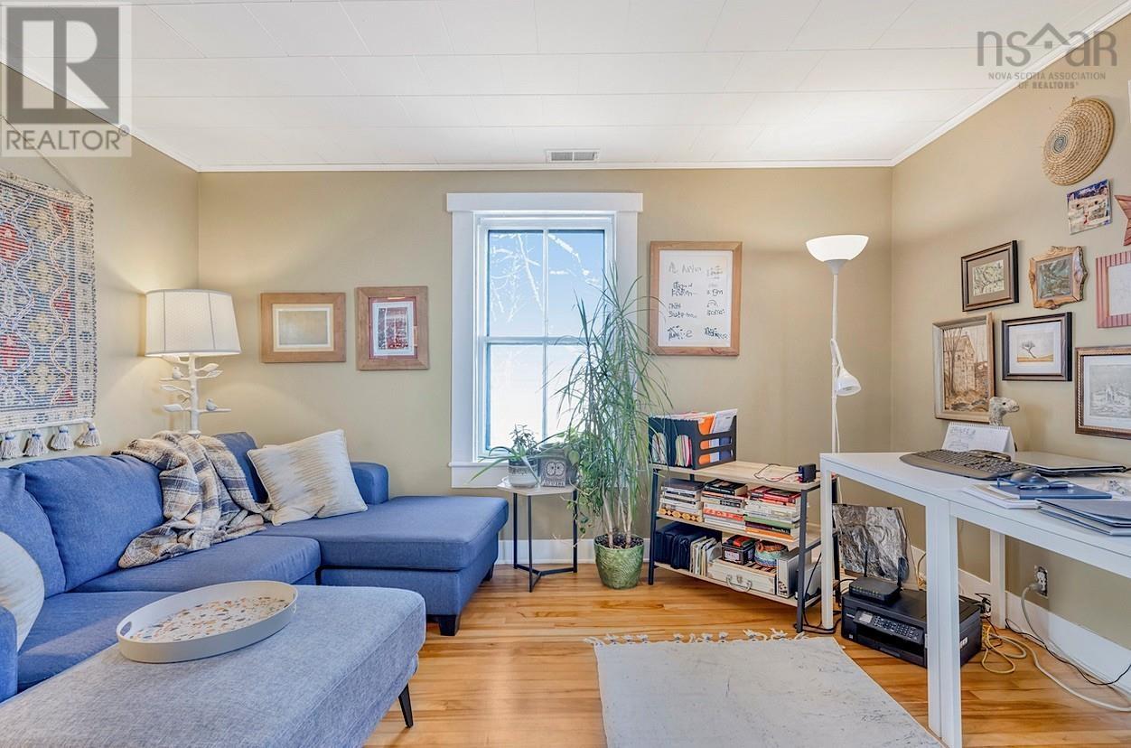 94 Hopson Street, Lunenburg, Nova Scotia  B0J 2C0 - Photo 13 - 202502724