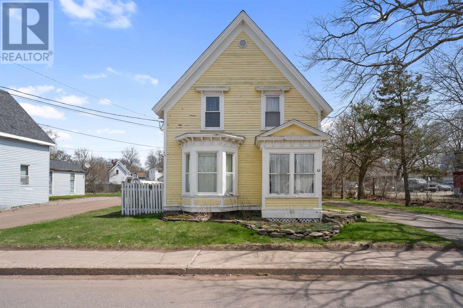 32 Albion Street, Amherst, Nova Scotia  B4H 2V5 - Photo 4 - 202510304
