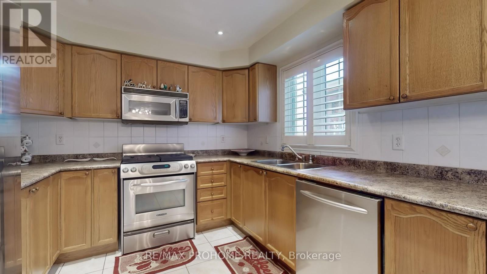 64 Grainger Crescent, Ajax, Ontario  L1T 4Y6 - Photo 15 - E12218115