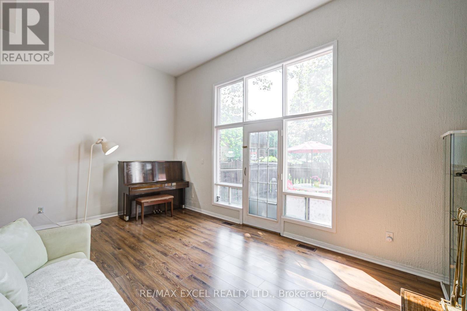 1 - 20 Crockamhill Drive, Toronto, Ontario  M1S 3H1 - Photo 4 - E12218146