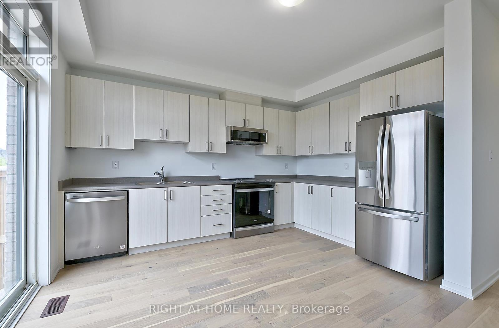 219 MONARCH AVENUE, Ajax, Ontario