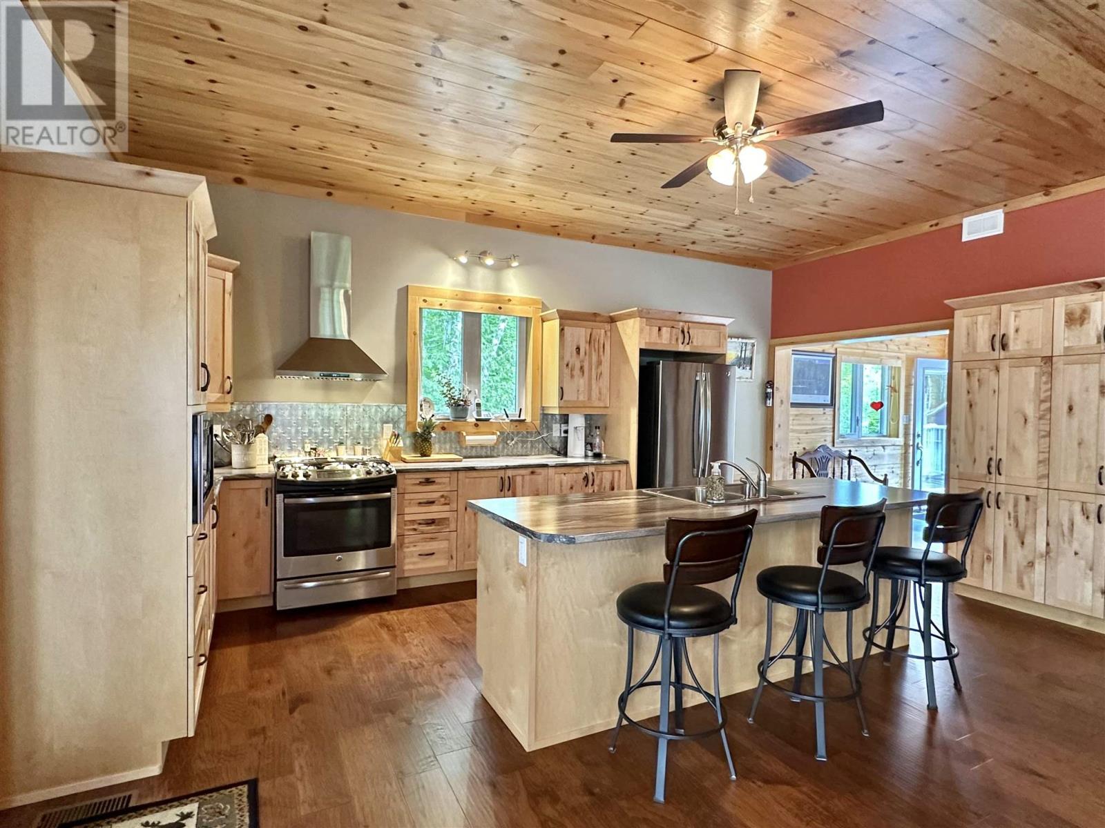 837 Stanrock Rd, Elliot Lake, Ontario  P5A 2S9 - Photo 12 - SM250829
