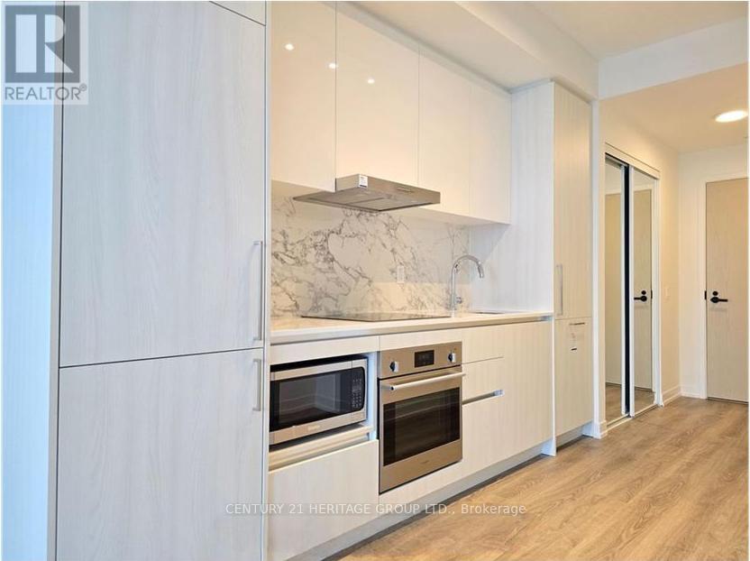 4901 - 195 Commerce Street, Vaughan, Ontario  L4K 0P9 - Photo 2 - N12218145