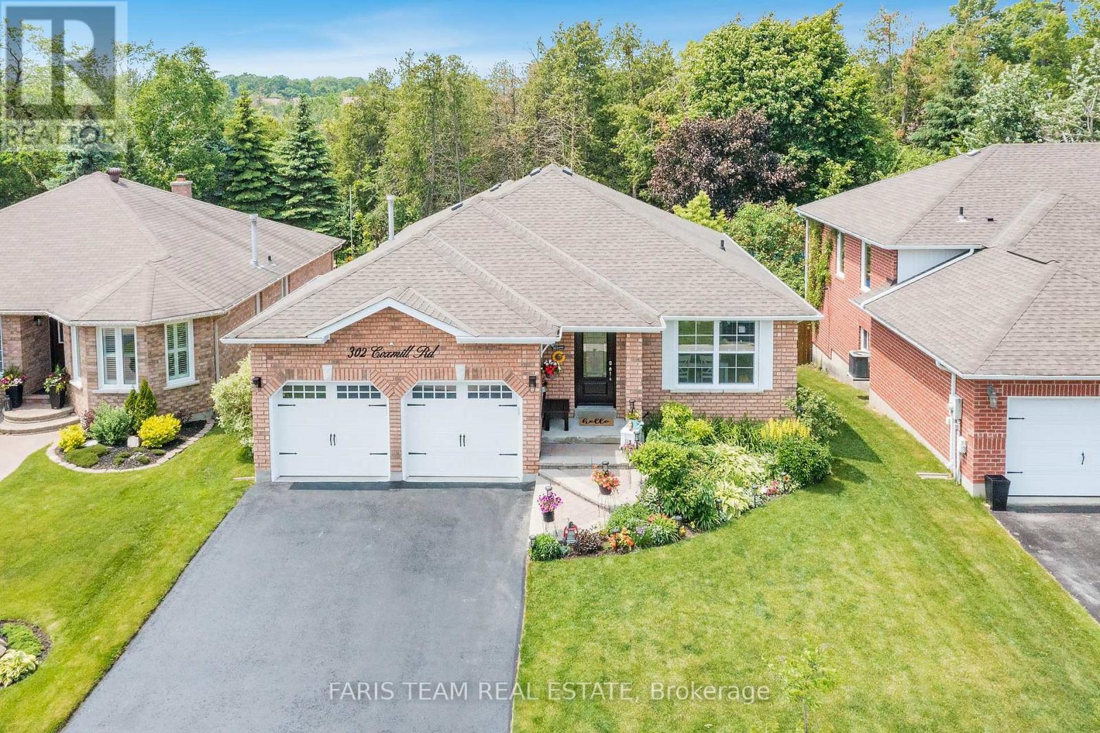 302 COX MILL ROAD, Barrie, Ontario
