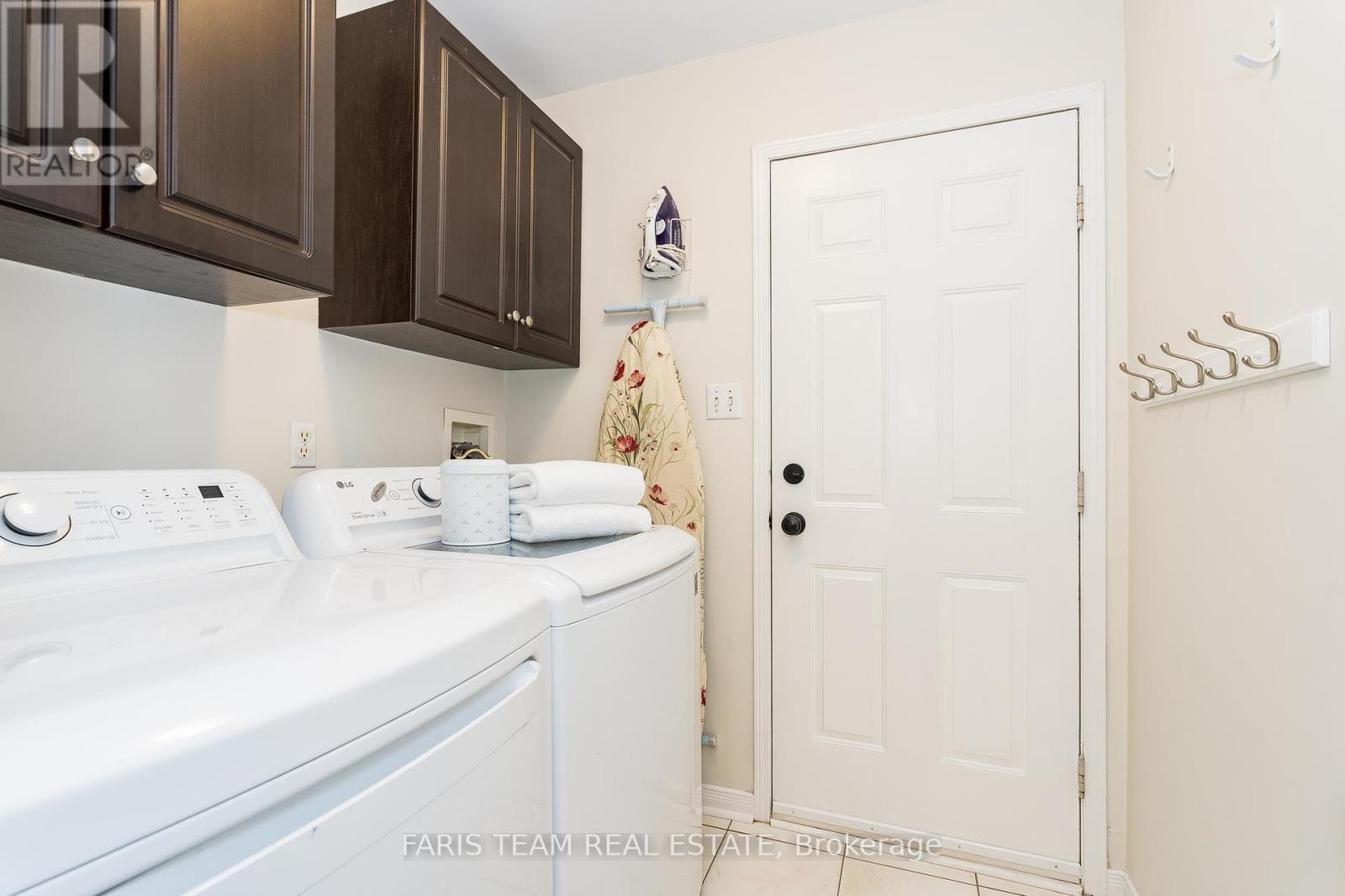 302 Cox Mill Road, Barrie, Ontario  L4N 8V3 - Photo 16 - S12218163