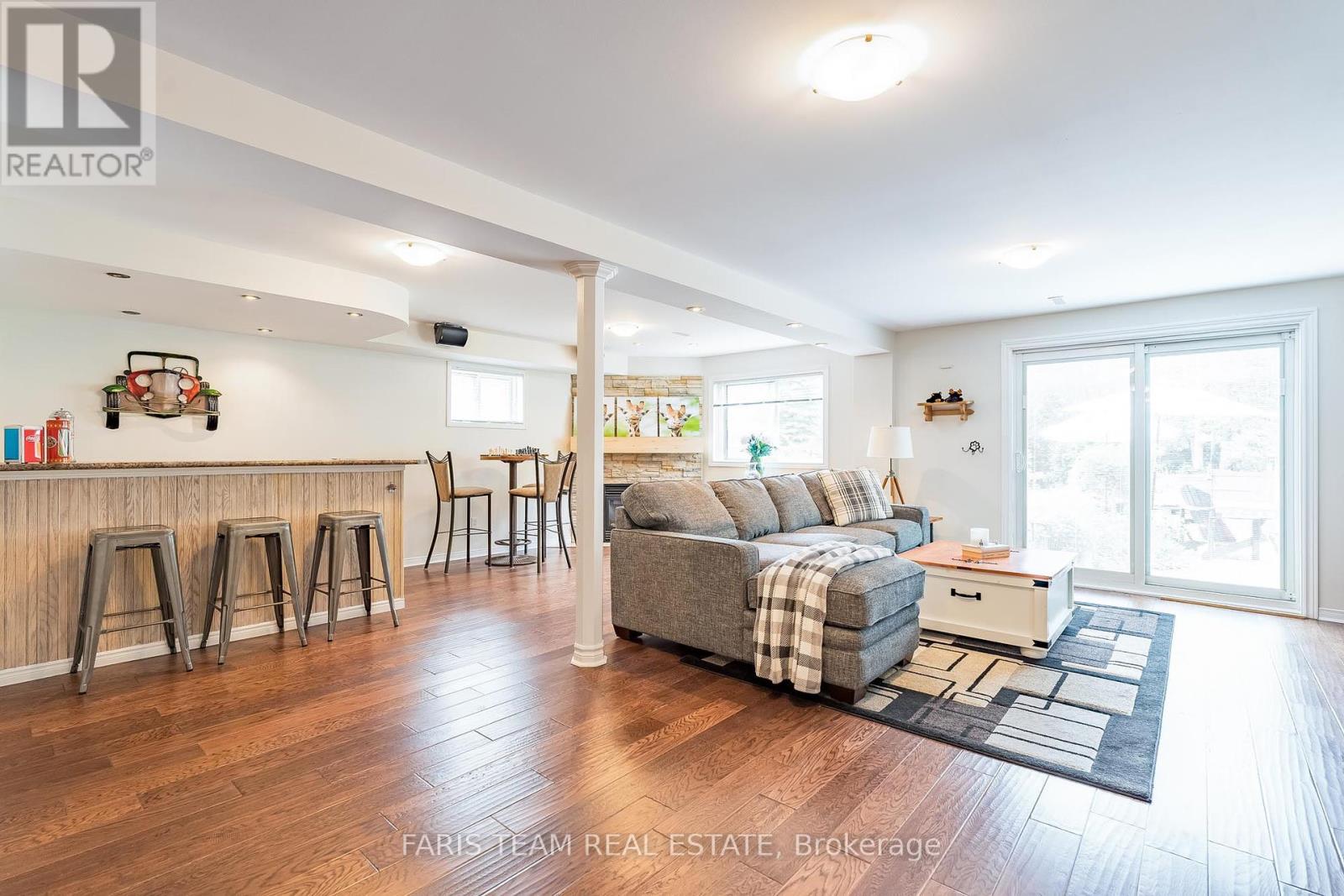 302 Cox Mill Road, Barrie, Ontario  L4N 8V3 - Photo 18 - S12218163