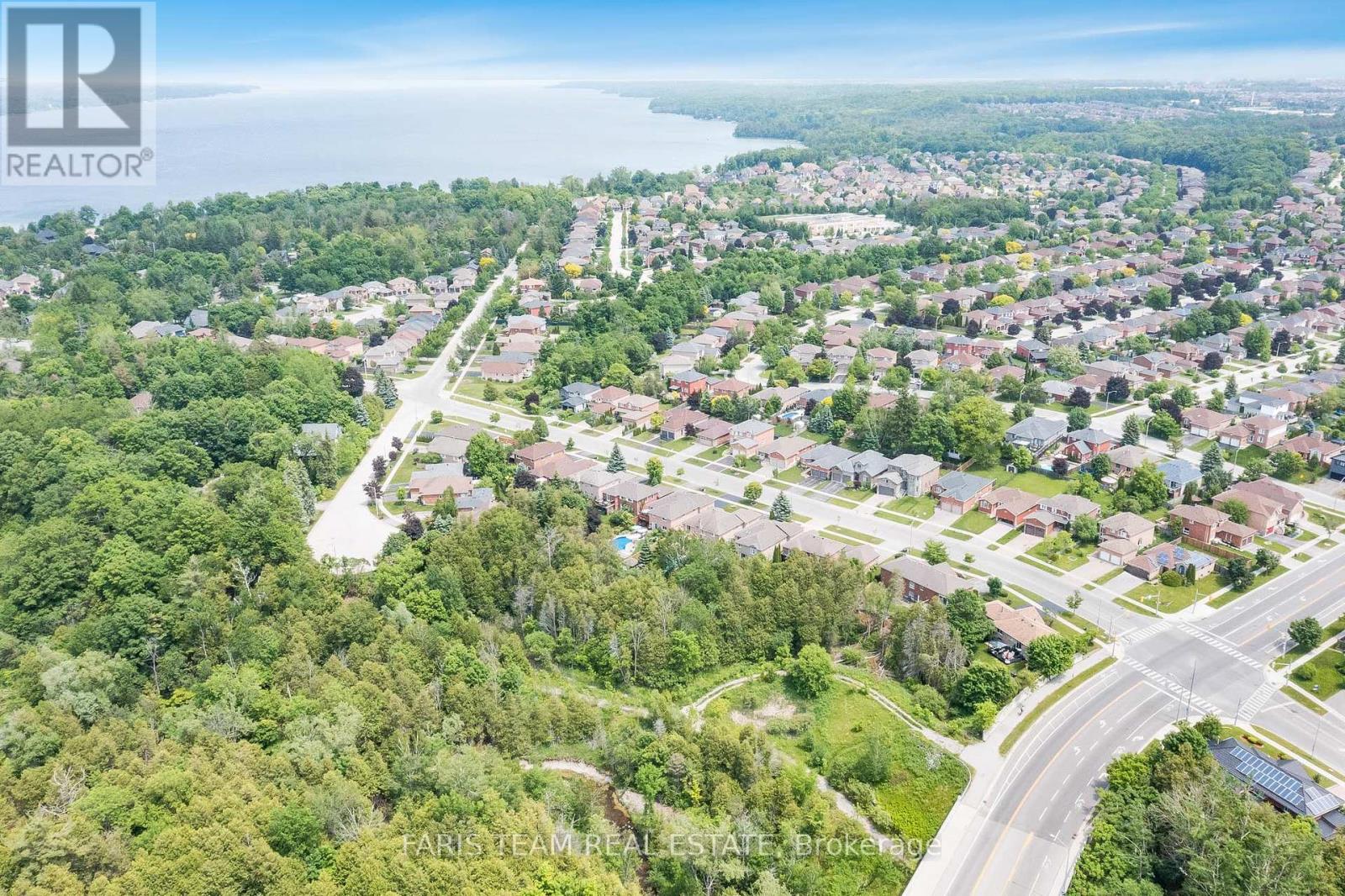 302 Cox Mill Road, Barrie, Ontario  L4N 8V3 - Photo 32 - S12218163