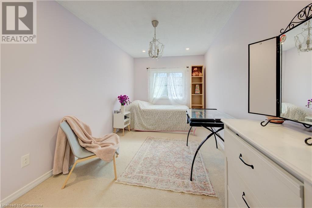 13 Machado Street, Kitchener, Ontario  N2R 0C1 - Photo 21 - 40733353