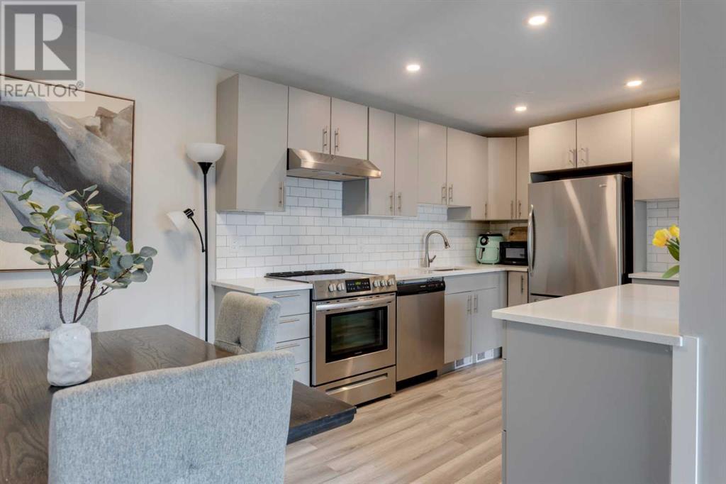 Property at 3, 1743 24A Street SW image 3