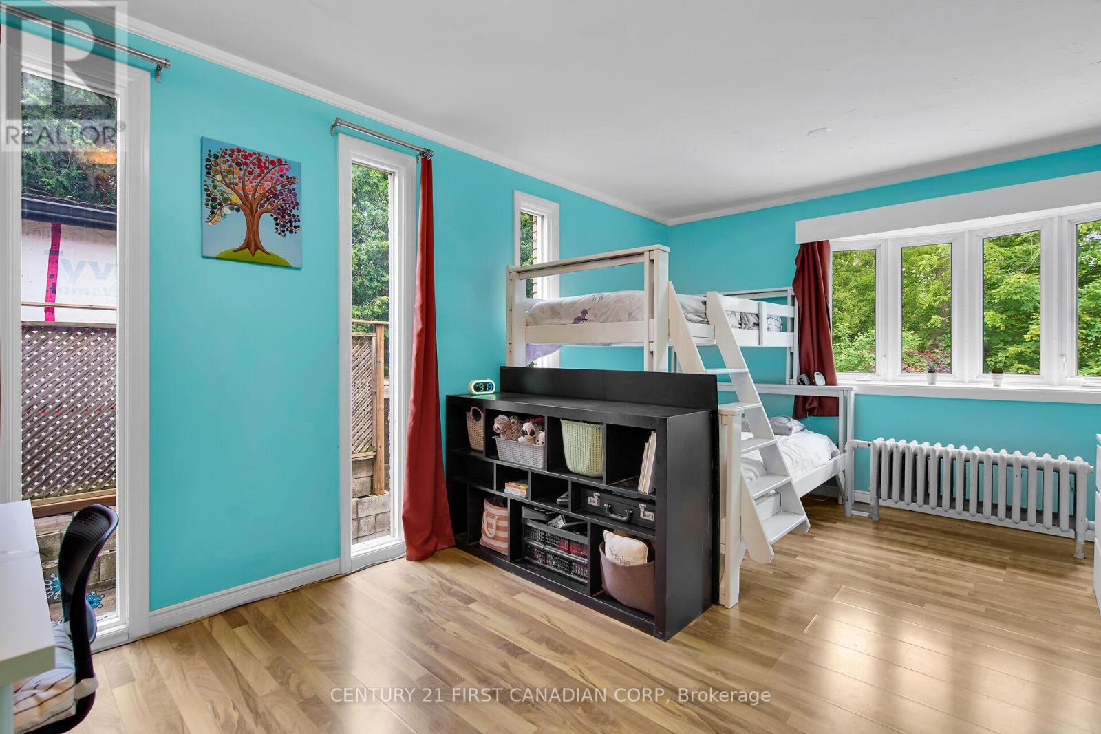 425 Old Wonderland Road, London South (South N), Ontario  N6K 3R1 - Photo 20 - X12218245