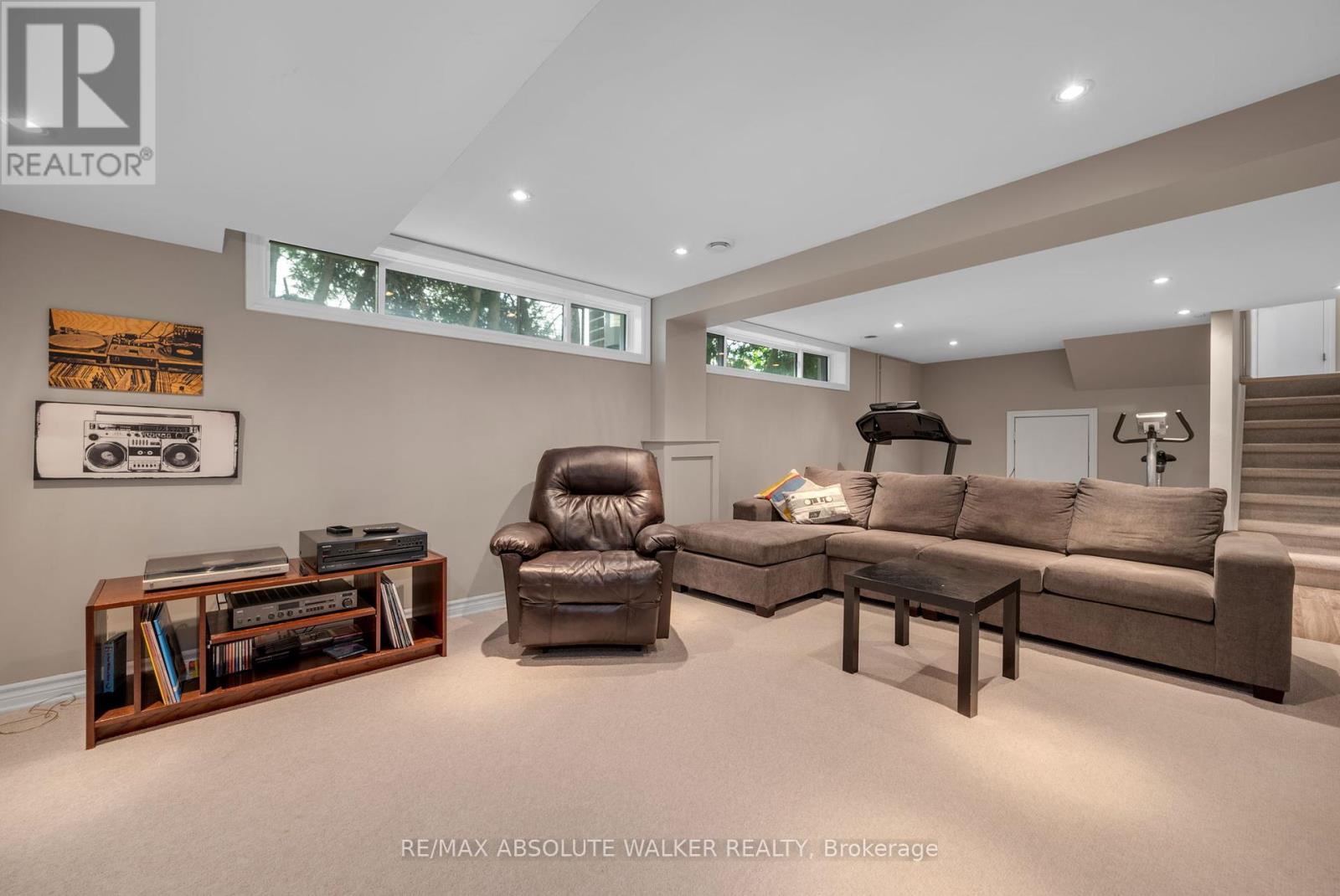 1881 Greenacre Crescent, Ottawa, Ontario  K1J 6S7 - Photo 24 - X12218220