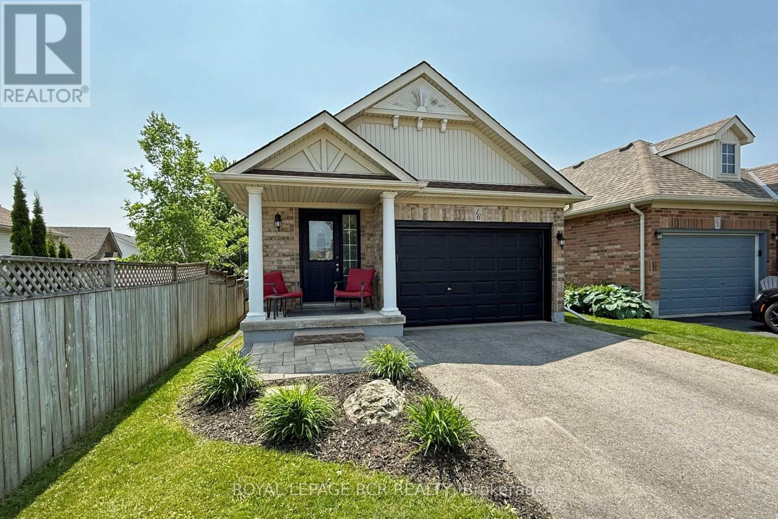 16 Hunter Road, Orangeville, Ontario  L9W 5G1 - Photo 3 - W12218113