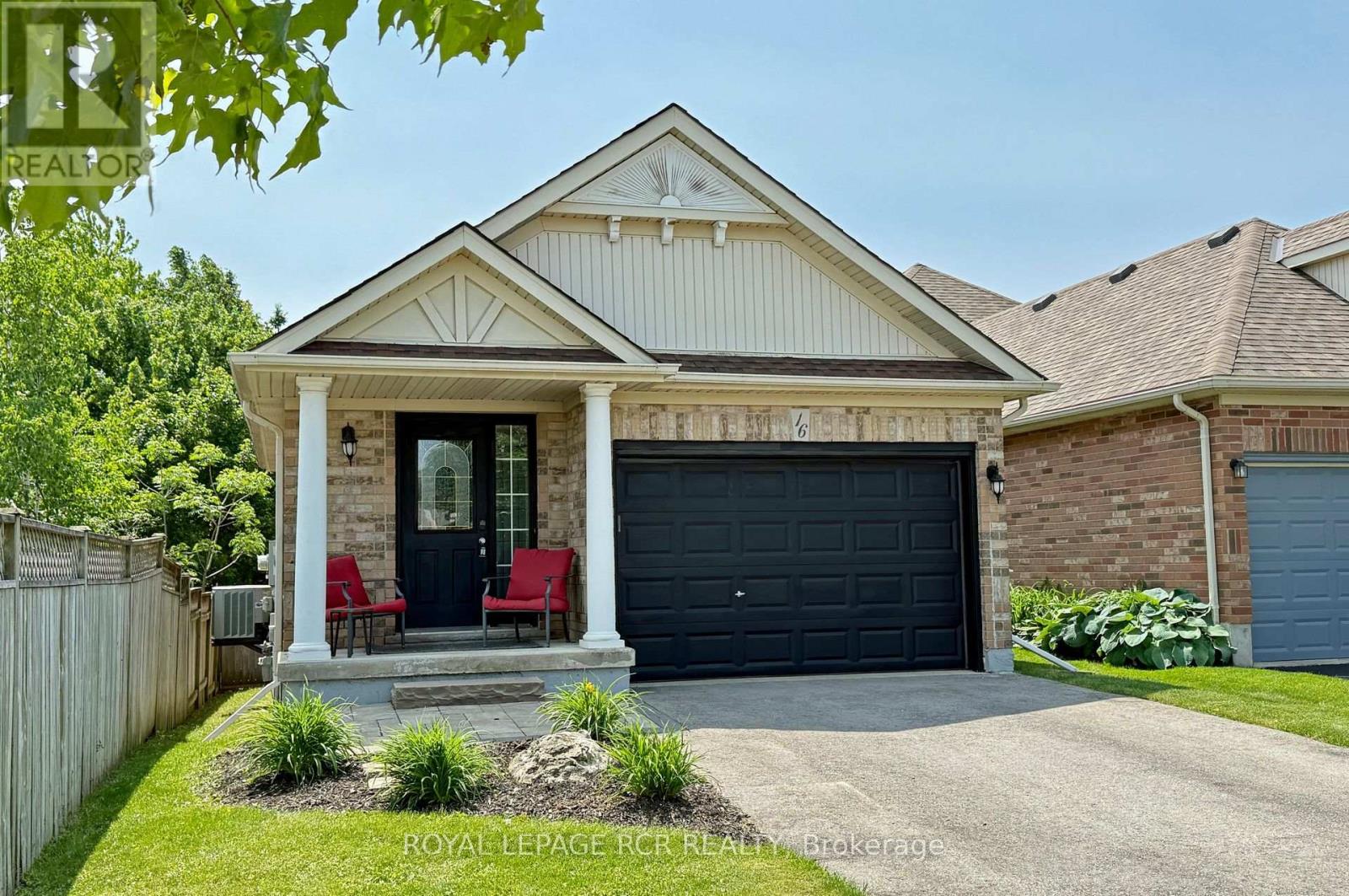 16 Hunter Road, Orangeville, Ontario  L9W 5G1 - Photo 4 - W12218113