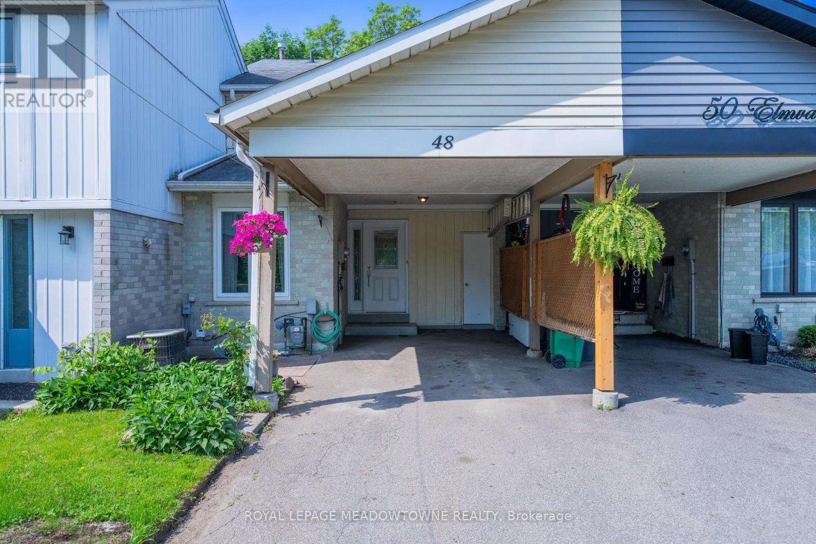 48 Elmvale Avenue, Brampton, Ontario  L6Z 1A5 - Photo 2 - W12218161