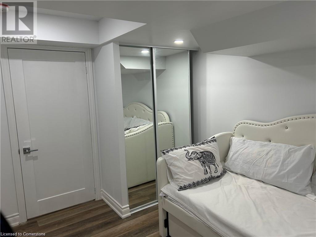 307 Burloak Drive Unit# Basement, Oakville, Ontario  L6L 6T6 - Photo 29 - 40740830