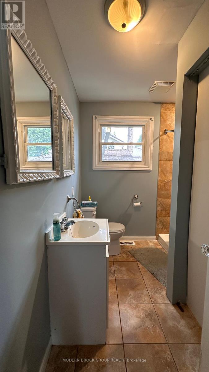 22 Mccready Street, Brockville, Ontario  K6V 5N3 - Photo 15 - X12218202
