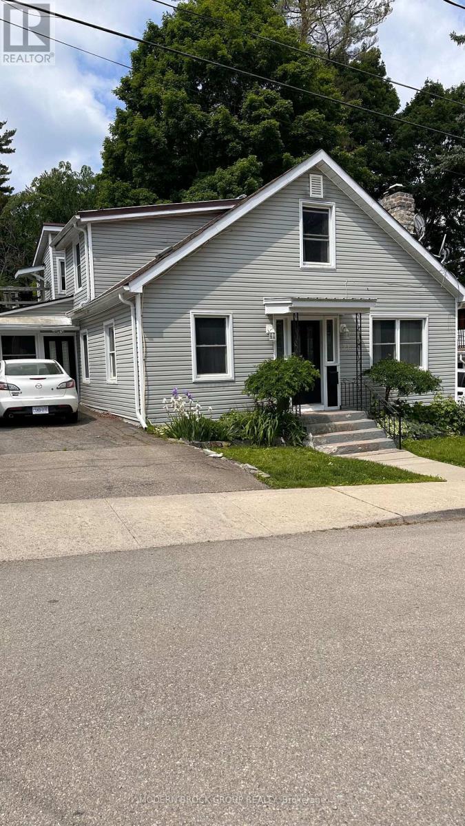 22 Mccready Street, Brockville, Ontario  K6V 5N3 - Photo 2 - X12218202