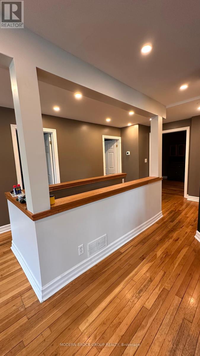 22 Mccready Street, Brockville, Ontario  K6V 5N3 - Photo 6 - X12218202