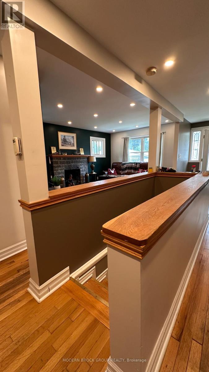 22 Mccready Street, Brockville, Ontario  K6V 5N3 - Photo 7 - X12218202