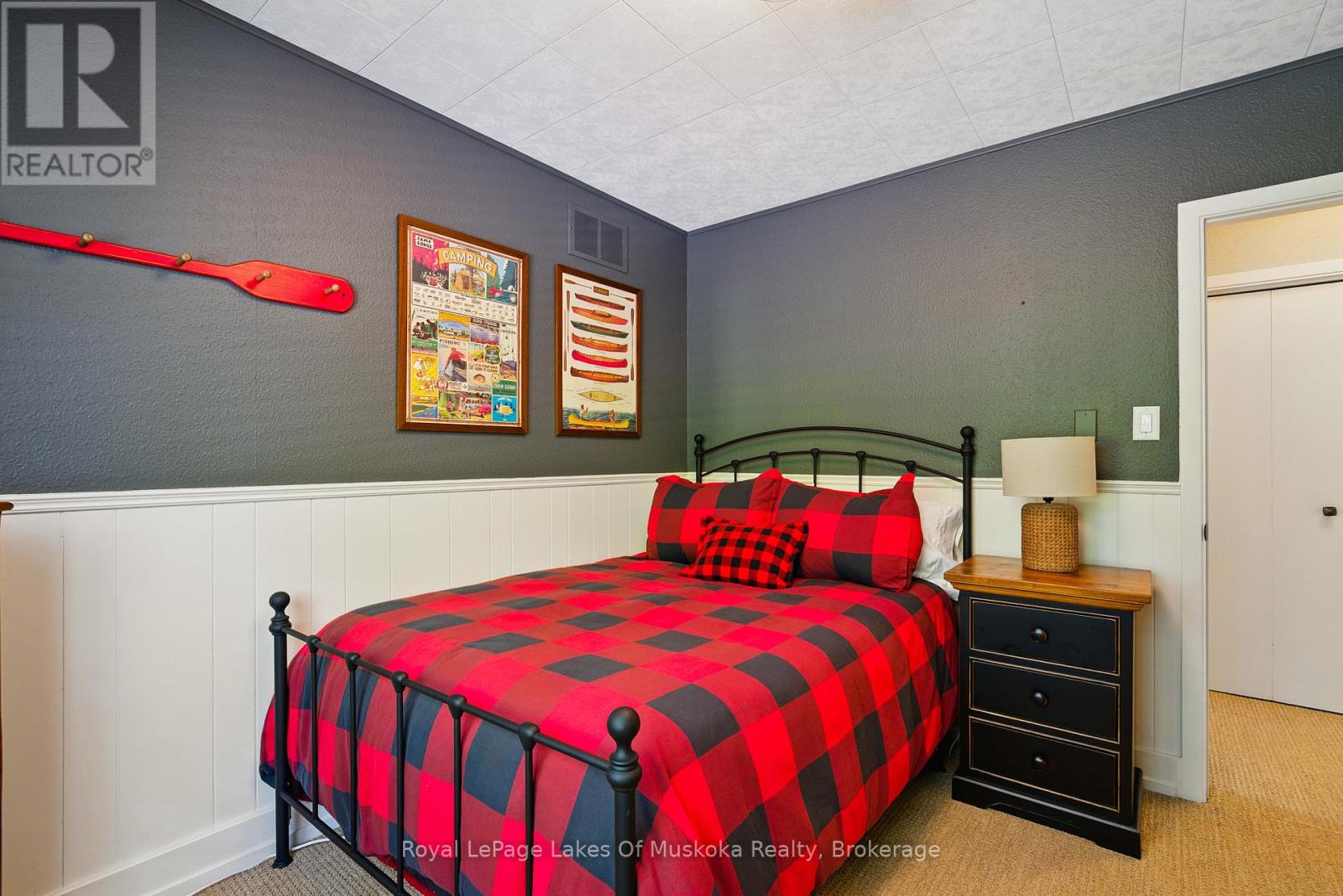 1162-2 Osborne Point Road, Lake Of Bays (Franklin), Ontario  P0H 0A9 - Photo 33 - X12218234