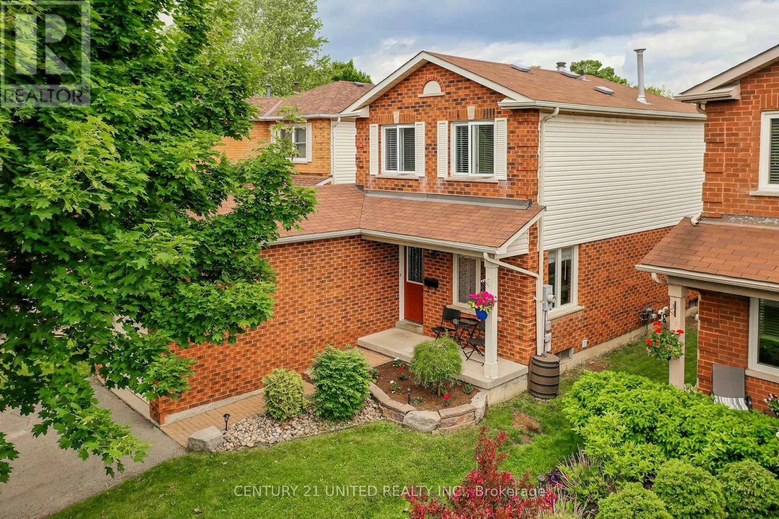 29 WRENN BOULEVARD, Clarington, Ontario