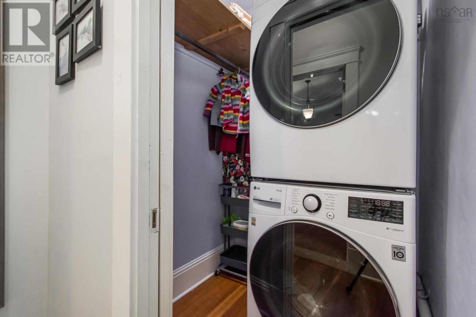 1589 Larch Street, Halifax, Nova Scotia  B3H 3W9 - Photo 39 - 202514411