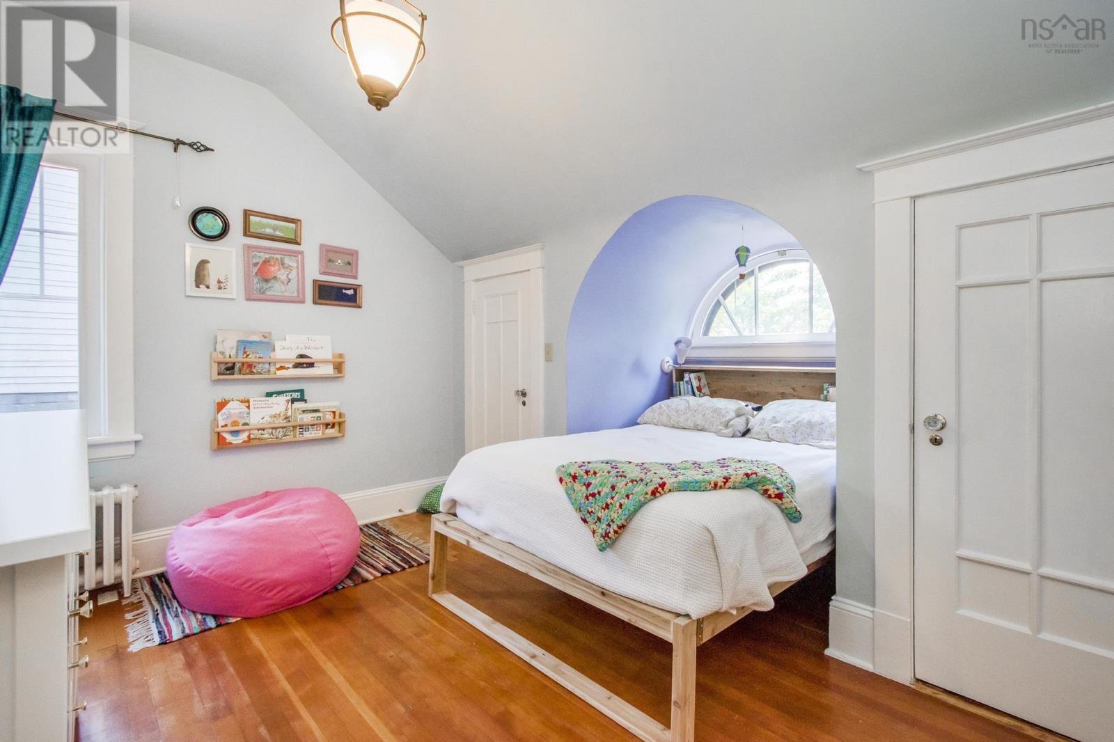 1589 Larch Street, Halifax, Nova Scotia  B3H 3W9 - Photo 36 - 202514411