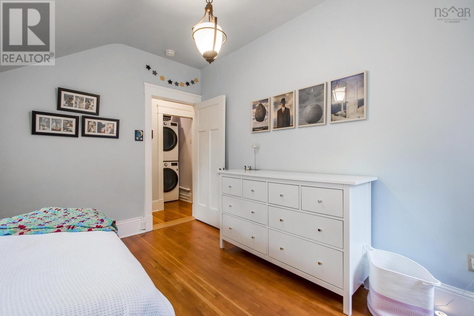 1589 Larch Street, Halifax, Nova Scotia  B3H 3W9 - Photo 37 - 202514411